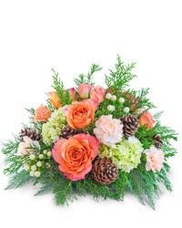 Frosted Peach Centerpiece from Schultz Florists, flower delivery in Chicago
